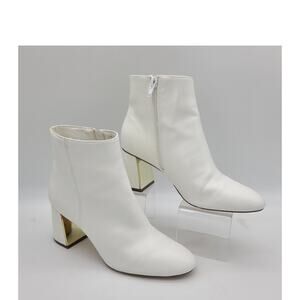 XOXO Womens 6.5M White Mixed Media Gold Heel Kahana Toe Block Heel Booties